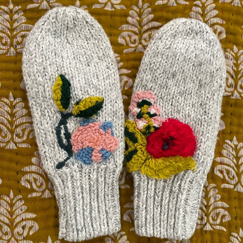 Nathalie Lete Embroidered Mittens Anthropologie Luxembourg Knit One Size